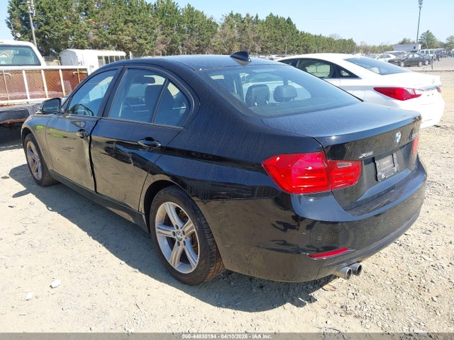 2013 BMW 328I WBA3B5G51DNS05743 Photo 2