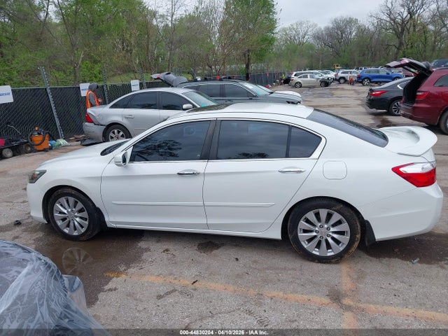 44830204 :رقم المزاد ، 1HGCR2F82FA005488 vin ، 2015 Honda Accord Ex-l مزاد بيع