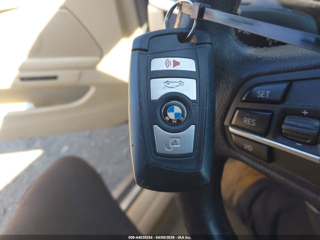 44830254 :رقم المزاد ، WBA5B3C58ED533946 vin ، 2014 Bmw 535i Xdrive مزاد بيع