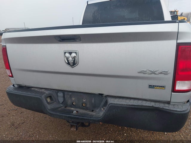 1C6RR7KG3HS766134 RAM 1500 Tradesman 4x4 5&#039;7 Box