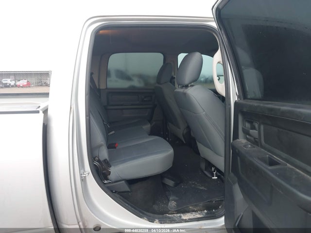 1C6RR7KG3HS766134 RAM 1500 Tradesman 4x4 5&#039;7 Box