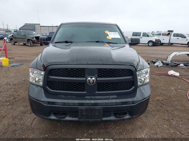 1C6RR7KG8KS682818 RAM 1500 Classic Tradesman 4x4 5&#039;7 Box