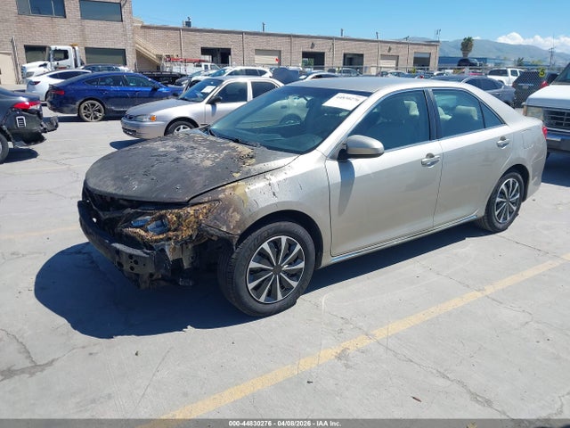 Aukcja sprzedaży 2014 Toyota Camry Le, vin: 4T4BF1FKXER390015, numer aukcji: 44830276