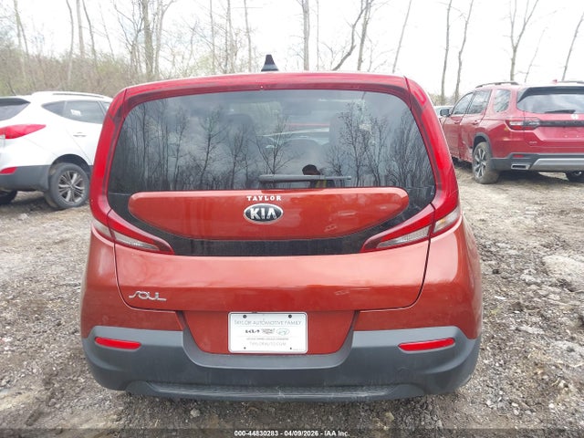 2020 Kia Soul Lx მანქანა იყიდება აუქციონზე, vin: KNDJ23AUXL7025243, აუქციონის ნომერი: 44830283