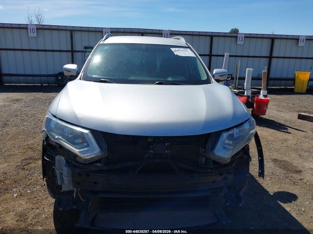 5N1AT2MV8JC711759 Nissan ROGUE SV