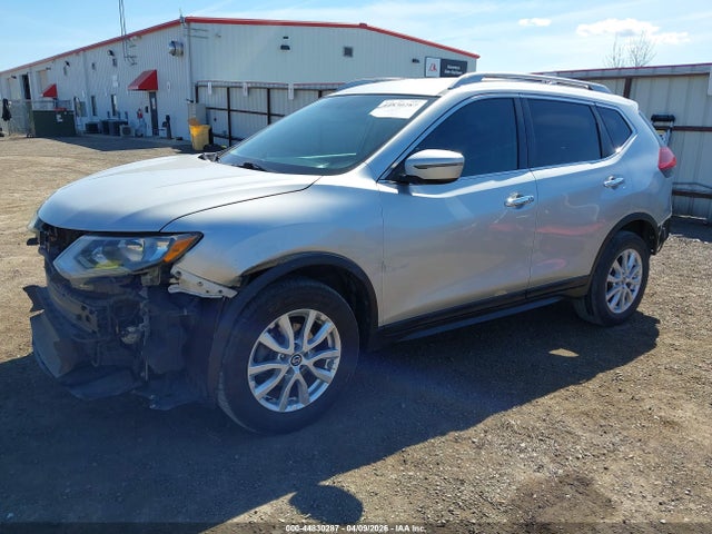 5N1AT2MV8JC711759 Nissan ROGUE SV
