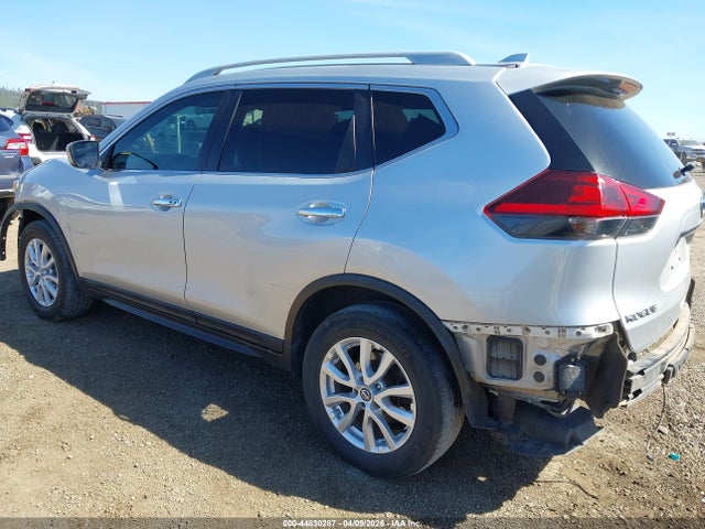 5N1AT2MV8JC711759 Nissan ROGUE SV