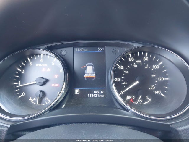 5N1AT2MV8JC711759 Nissan ROGUE SV