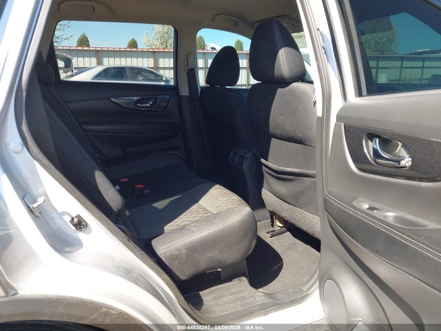 5N1AT2MV8JC711759 Nissan ROGUE SV
