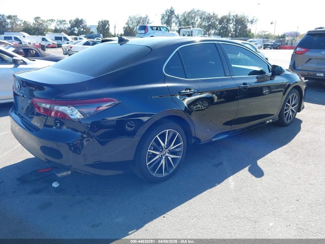 4T1F11AK0RU899392 Toyota CAMRY XLE