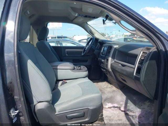 2019 RAM 1500 CLASSIC 3C6JR6DG3KG502771 Photo 4