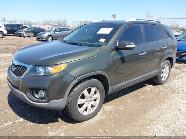 44830332 :رقم المزاد ، 5XYKT4A60DG332207 vin ، 2013 Kia Sorento Lx مزاد بيع