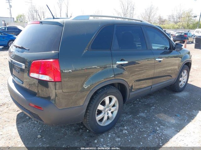 44830332 :رقم المزاد ، 5XYKT4A60DG332207 vin ، 2013 Kia Sorento Lx مزاد بيع