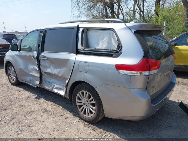 Продажа на аукционе авто 2013 Toyota Sienna Xle V6 8 Passenger, vin: 5TDYK3DCXDS339743, номер лота: 44830336