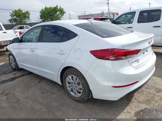 44830350 :رقم المزاد ، 5NPD74LF6HH200321 vin ، 2017 Hyundai Elantra Se مزاد بيع