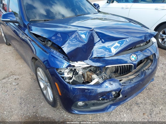 Продаж на аукціоні авто 2018 Bmw 320i, vin: WBA8E1G55JNU89735, номер лоту: 44830353