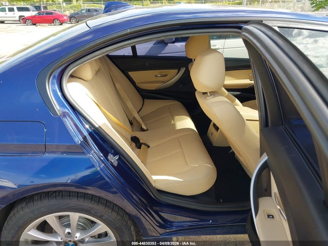 Продаж на аукціоні авто 2018 Bmw 320i, vin: WBA8E1G55JNU89735, номер лоту: 44830353