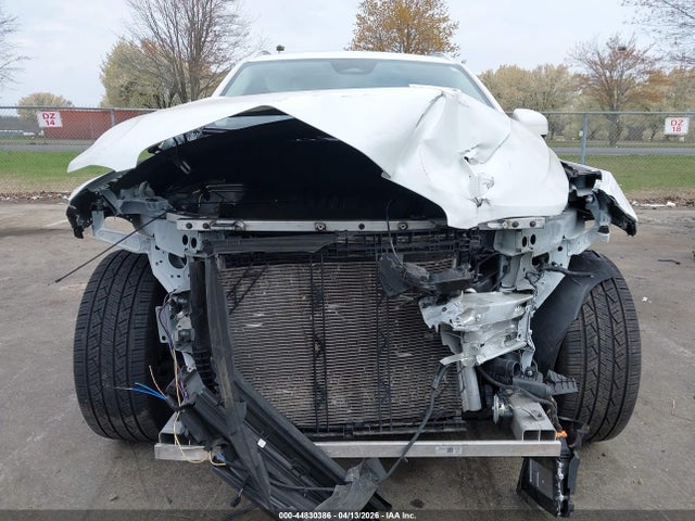 2024 Volvo Xc90 B5 Core Bright Theme მანქანა იყიდება აუქციონზე, vin: YV4L12PK0R1147291, აუქციონის ნომერი: 44830386