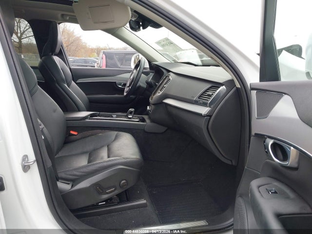 2024 Volvo Xc90 B5 Core Bright Theme მანქანა იყიდება აუქციონზე, vin: YV4L12PK0R1147291, აუქციონის ნომერი: 44830386