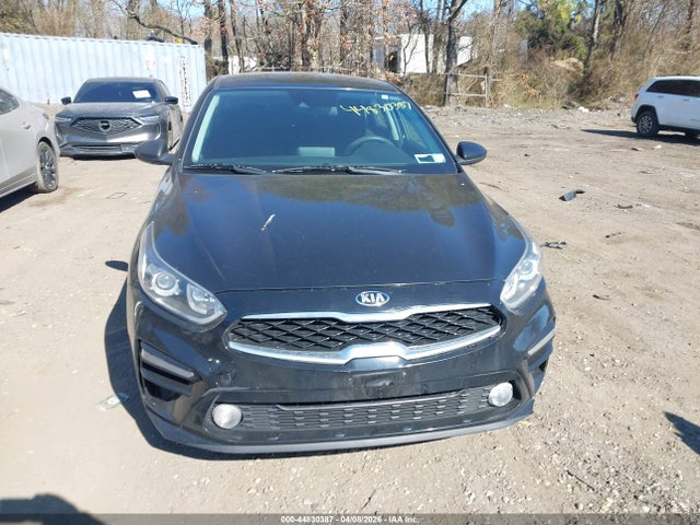 44830387 :رقم المزاد ، 3KPF24AD3ME275159 vin ، 2021 Kia Forte Lxs مزاد بيع