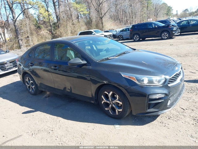 44830387 :رقم المزاد ، 3KPF24AD3ME275159 vin ، 2021 Kia Forte Lxs مزاد بيع