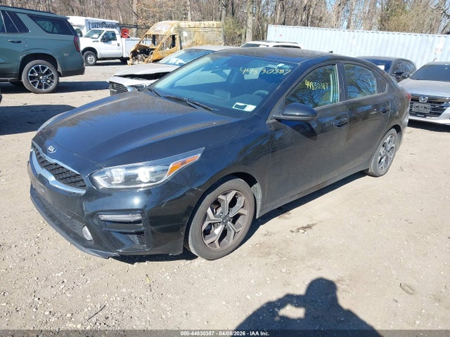 44830387 :رقم المزاد ، 3KPF24AD3ME275159 vin ، 2021 Kia Forte Lxs مزاد بيع