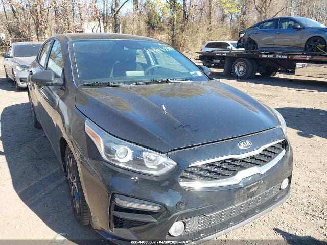 44830387 :رقم المزاد ، 3KPF24AD3ME275159 vin ، 2021 Kia Forte Lxs مزاد بيع