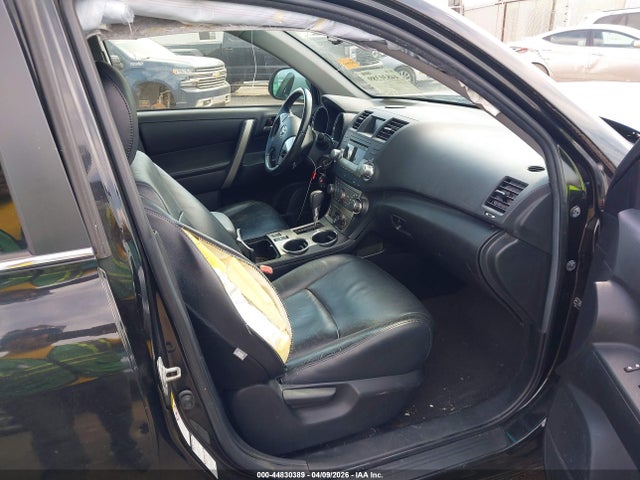 Продаж на аукціоні авто 2012 Toyota Highlander Se V6, vin: 5TDBK3EH7CS109303, номер лоту: 44830389