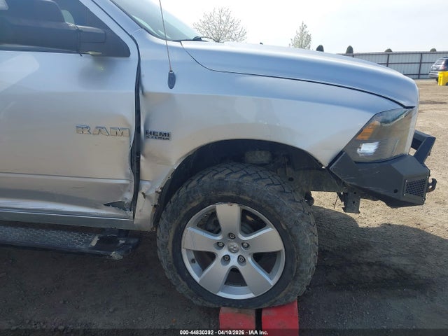 44830392 :رقم المزاد ، 1D7RV1GT4AS157878 vin ، 2010 Dodge Ram 1500 Slt/sport/trx مزاد بيع