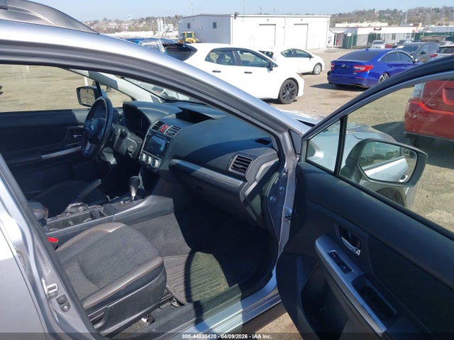 44830420 :رقم المزاد ، JF2GPADC6H8218947 vin ، 2017 Subaru Crosstrek 2.0i Premium مزاد بيع