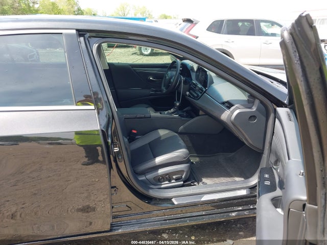 Продажа на аукционе авто 2023 Lexus Es 350, vin: 58ACZ1B1XPU160117, номер лота: 44830467