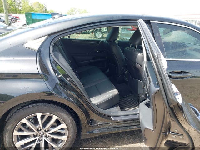 Продажа на аукционе авто 2023 Lexus Es 350, vin: 58ACZ1B1XPU160117, номер лота: 44830467