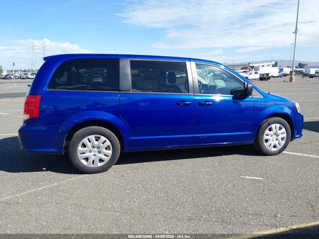 2C4RDGBG5JR339942 Dodge Grand Caravan Se