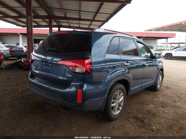 5XYKTDA6XFG605463 KIA SORENTO LX
