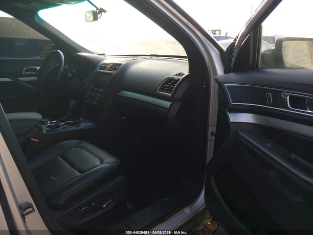 44830491 :رقم المزاد ، 1FM5K8D84GGA23986 vin ، 2016 Ford Explorer Xlt مزاد بيع