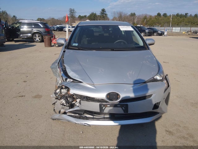 Продажа на аукционе авто 2017 Toyota Prius Two, vin: JTDKBRFU8H3578780, номер лота: 44830565