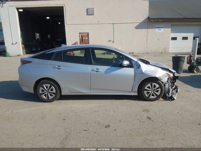 Продажа на аукционе авто 2017 Toyota Prius Two, vin: JTDKBRFU8H3578780, номер лота: 44830565