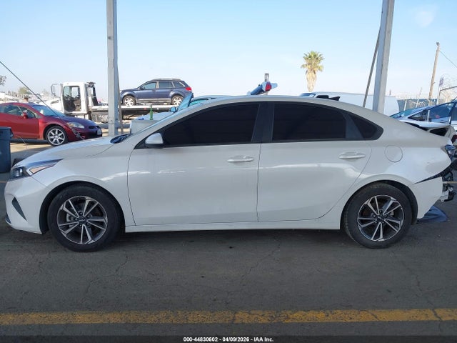 KIA Forte Lxs 2023 3KPF24ADXPE671934 Image 14
