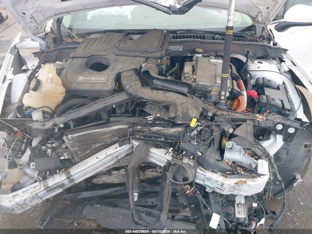 3FA6P0LU6KR243731 Ford Fusion Hybrid Se