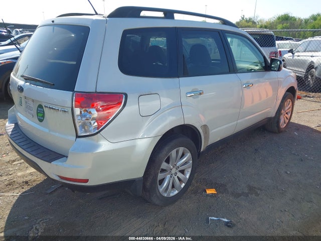 Продаж на аукціоні авто 2012 Subaru Forester 2.5x Premium, vin: JF2SHBDC5CG441301, номер лоту: 44830666