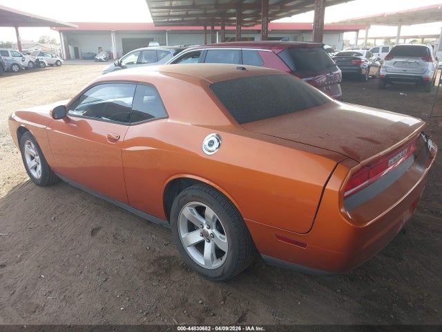 2011 Dodge Challenger მანქანა იყიდება აუქციონზე, vin: 2B3CJ4DG6BH570173, აუქციონის ნომერი: 44830682