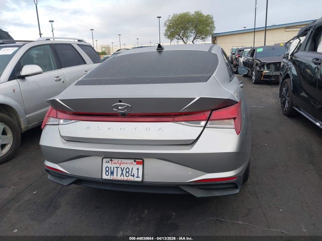 2021 Hyundai Elantra Sel მანქანა იყიდება აუქციონზე, vin: 5NPLS4AG1MH040588, აუქციონის ნომერი: 44830684