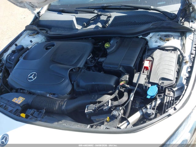 2019 MERCEDES-BENZ CLA 250 WDDSJ4GB1KN724151 Photo 9