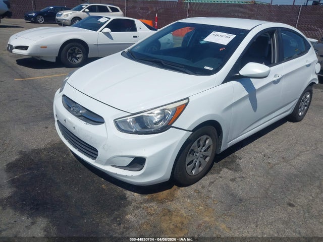 2016 Hyundai Accent Se მანქანა იყიდება აუქციონზე, vin: KMHCT4AE1GU968239, აუქციონის ნომერი: 44830704