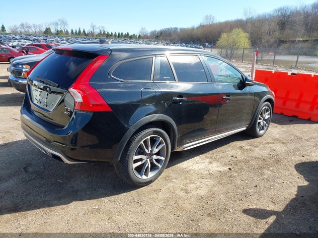 2015 VOLVO V60 CROSS COUNTRY YV4612HM8F1001696 Photo 3