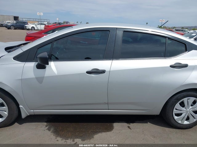 2021 Nissan Versa S Xtronic Cvt მანქანა იყიდება აუქციონზე, vin: 3N1CN8DV4ML806633, აუქციონის ნომერი: 44830757