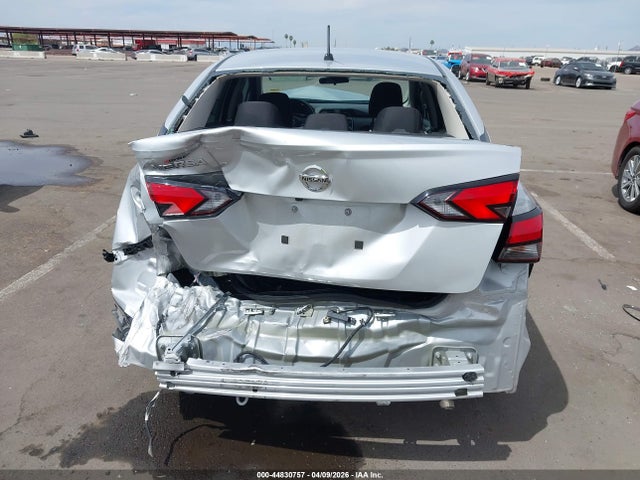 2021 Nissan Versa S Xtronic Cvt მანქანა იყიდება აუქციონზე, vin: 3N1CN8DV4ML806633, აუქციონის ნომერი: 44830757
