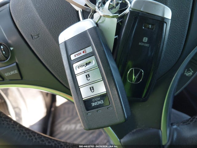 Продажа на аукционе авто 2016 Acura Mdx Advance   Entertainment Packages/advance Package, vin: 5FRYD4H97GB031631, номер лота: 44830763