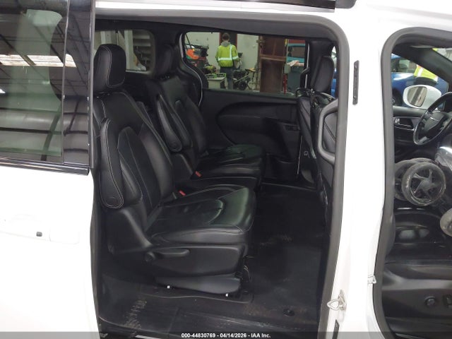 Aukcja sprzedaży 2021 Chrysler Pacifica Hybrid Touring L, vin: 2C4RC1L76MR519207, numer aukcji: 44830769