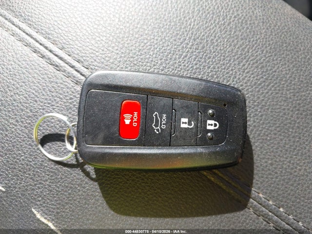 Продаж на аукціоні авто 2020 Toyota Rav4 Xle Premium, vin: JTMA1RFV1LD063761, номер лоту: 44830775
